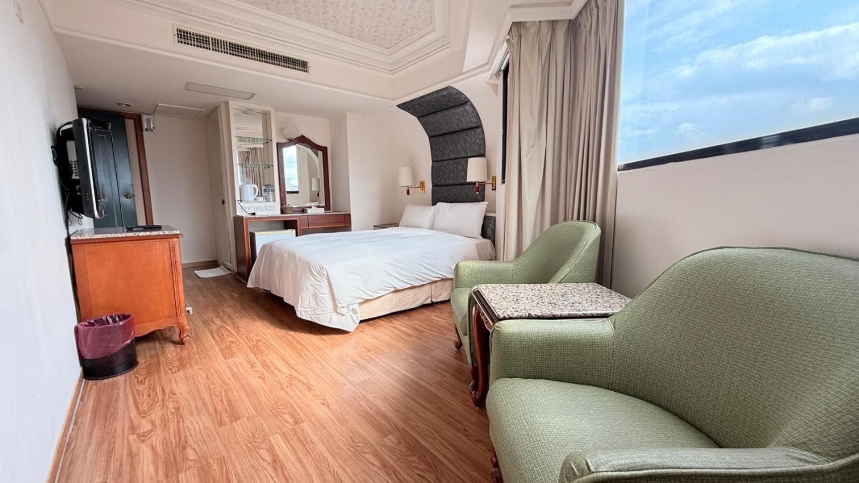 Hua Tong Hotel Hualien Exterior foto